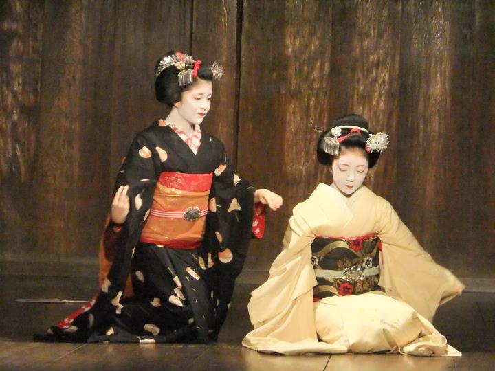 Dansuri de maiko